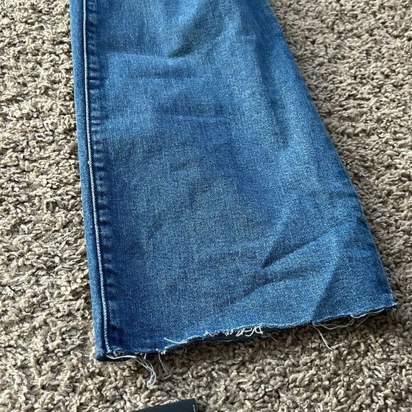 Express wide leg jeans. Size 6L - Picture 4 of 5